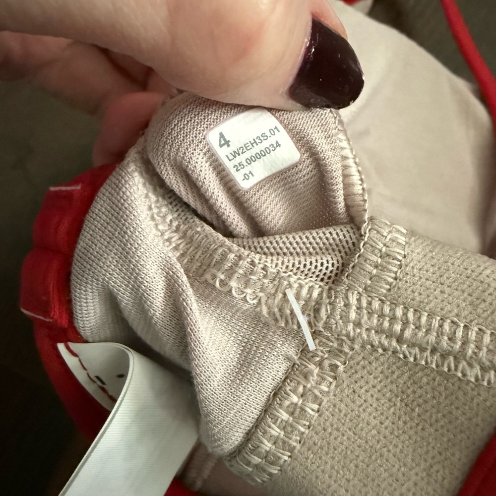 🆕 Lululemon Flow Y Wrap High Neck Bra - Picture 8 of 8